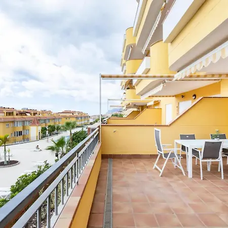 Spectacular Parking Sun Deck * Puerto de Santiago (Tenerife)